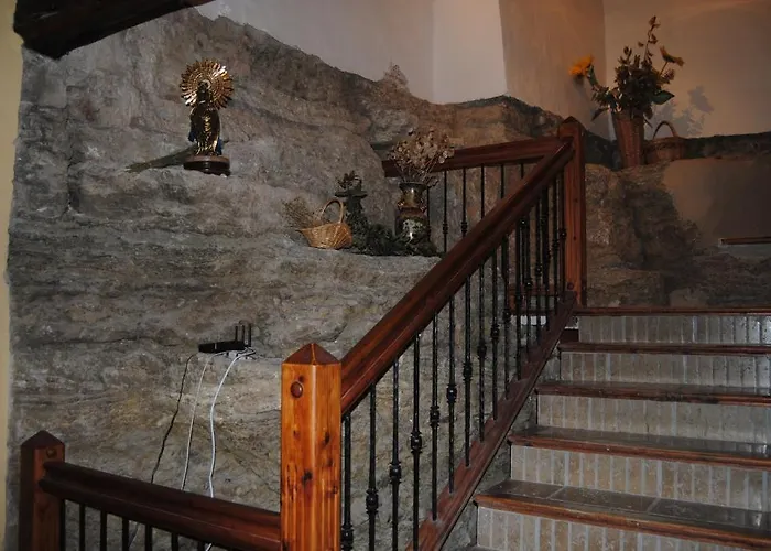 Hostel Hospederia Nuestra Senora De Magallon *